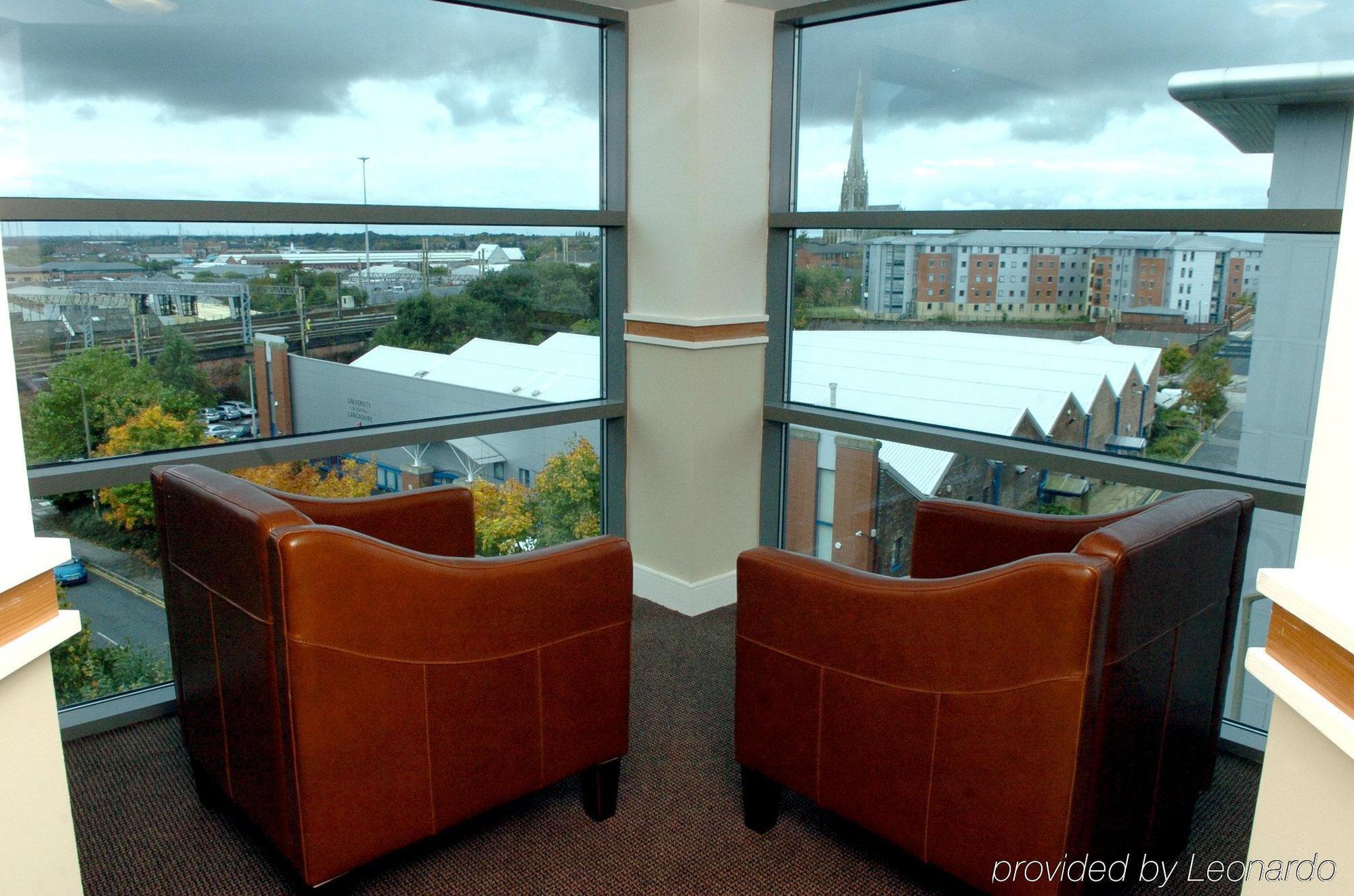 Legacy Preston International Hotel Interior photo
